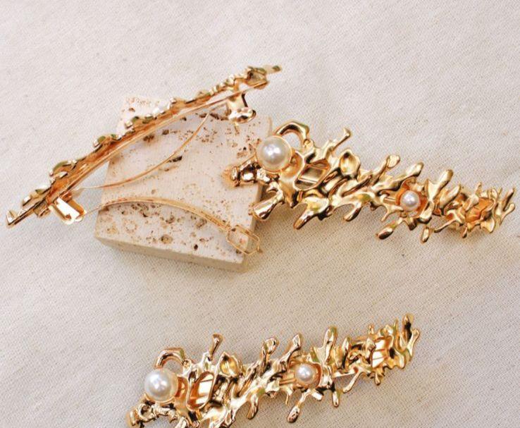 Fivela Lara - Menina Dourada