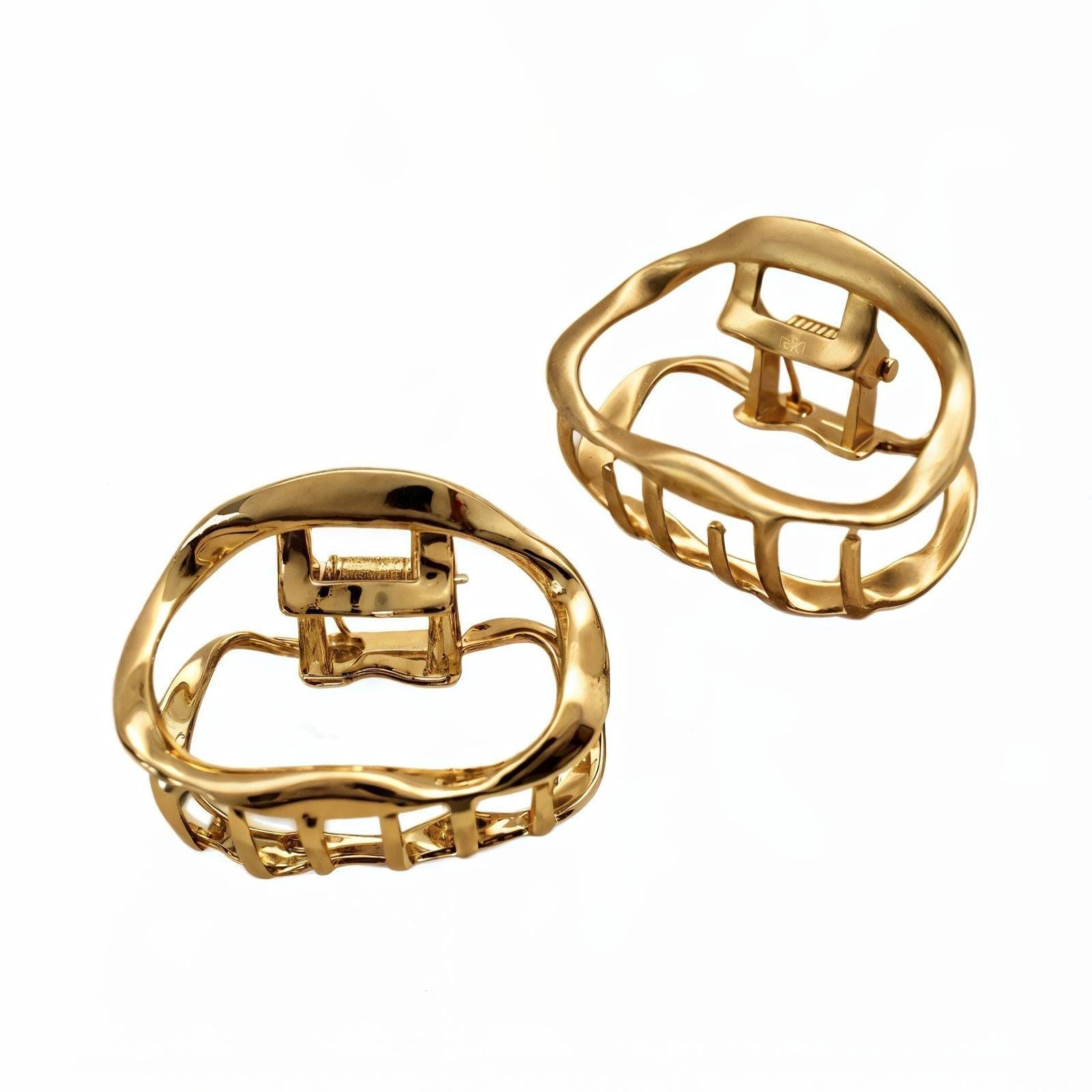 Piranha Joli - Menina Dourada